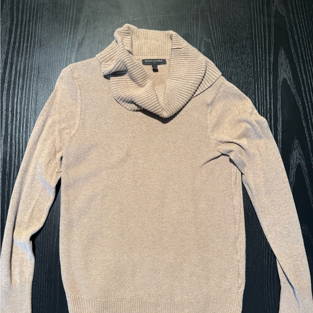 Banana Republic Sweater woman